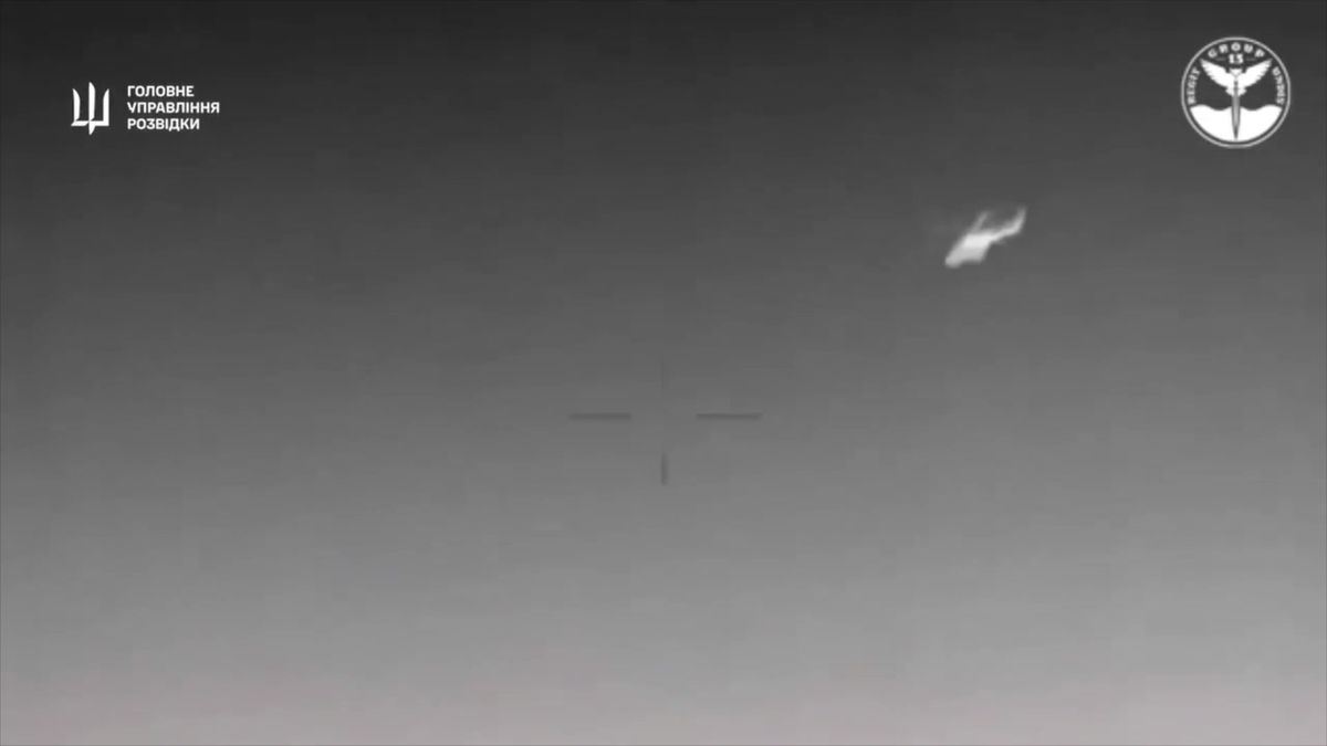Video: Ukrajinský námořní dron zaskočil u Krymu ruské vrtulníky