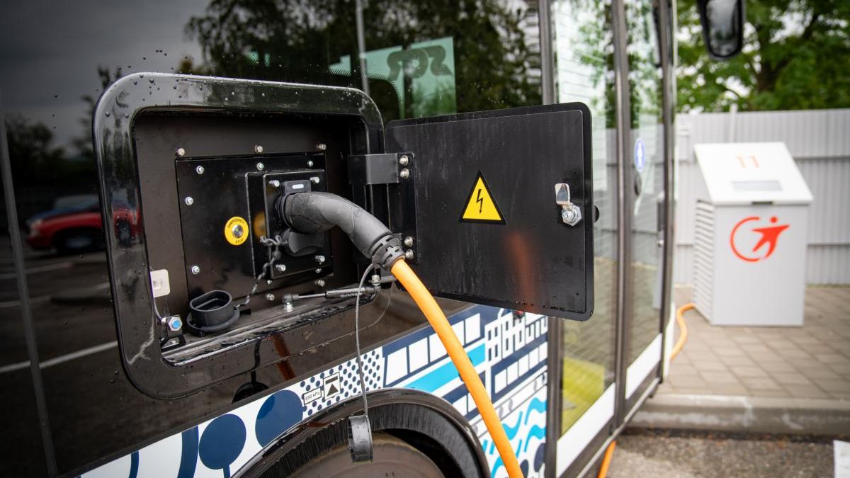 Ke splnění unijního cíle máme daleko. S elektrobusy jsme na chvostu Evropy