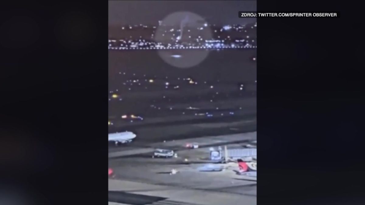 Video: Srážka a pak smrtelná exploze. Nové záběry nehody nad Washingtonem