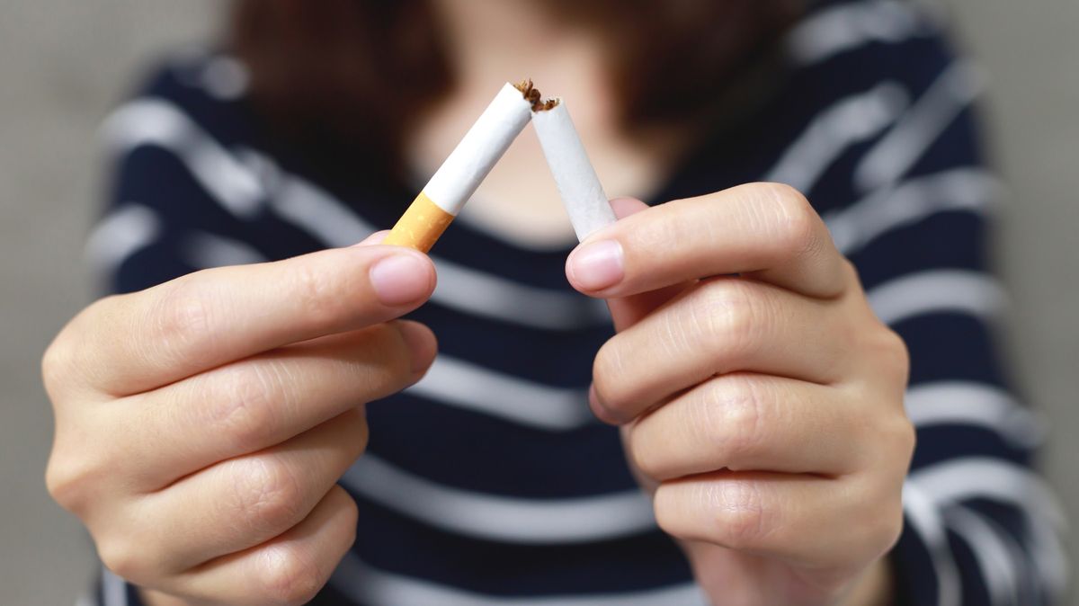 Vliv e-cigaret není probádaný. Škodliviny ale obsahují, říká lékař
