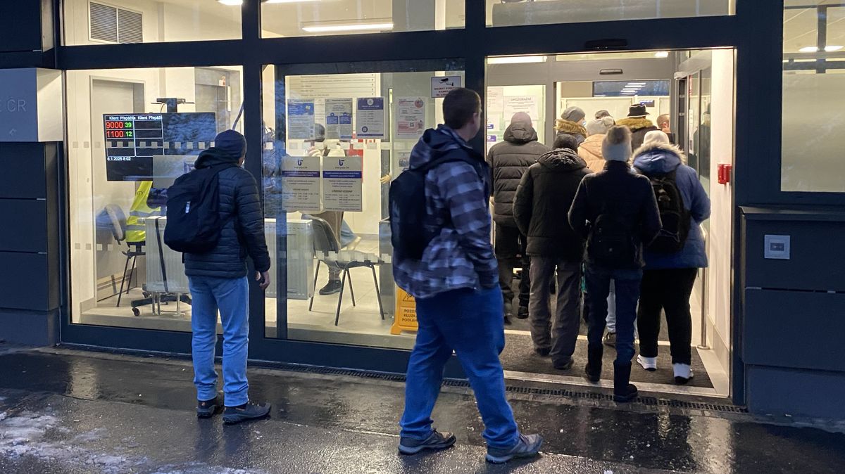 Nezaměstnanost v prosinci nepatrně stoupla na 4,8 procenta