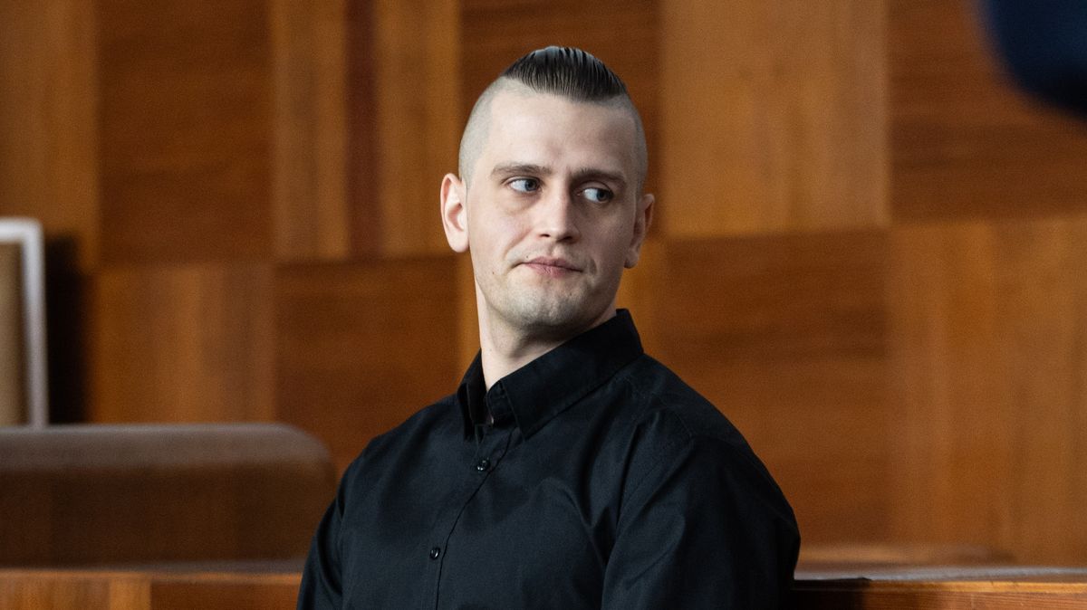 Nejvyšší soud potvrdil Simanovi osmiletý trest za rabování na Ukrajině