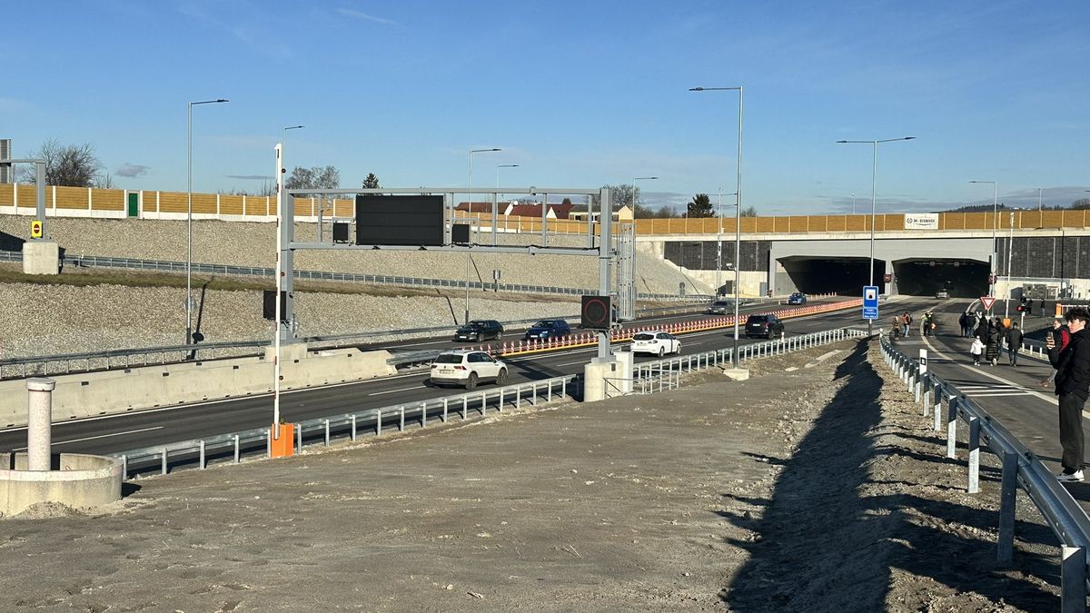Po dálnici i stopadesátkou. Jezdit se bude mnohem rychleji, varují experti