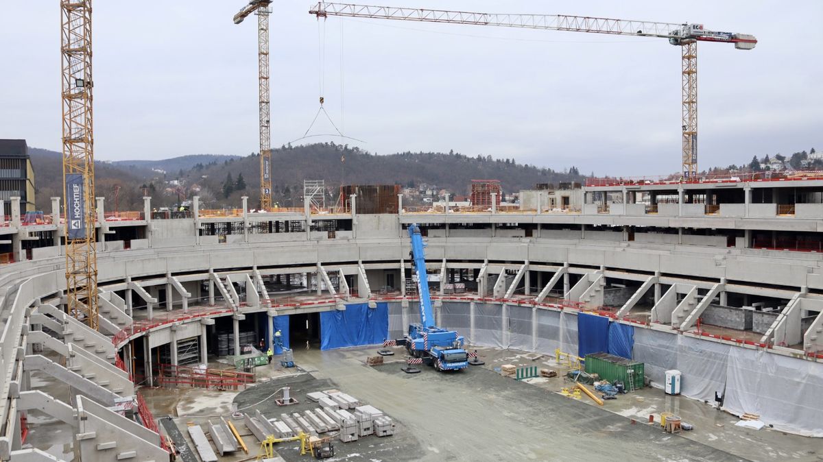Aréna v Brně má skluz dva měsíce. Město řeší prodražení o 300 milionů