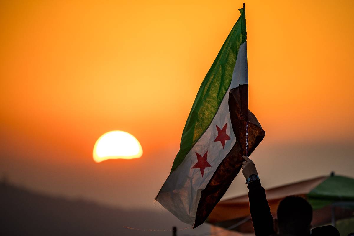 Fotograf Seznam Zpráv Radek Vebr byl spolu s reportérem Milanem Rokosem v Sýrii v lednu roku 2025 asi měsíc po pádu režimu Bašára Asada.