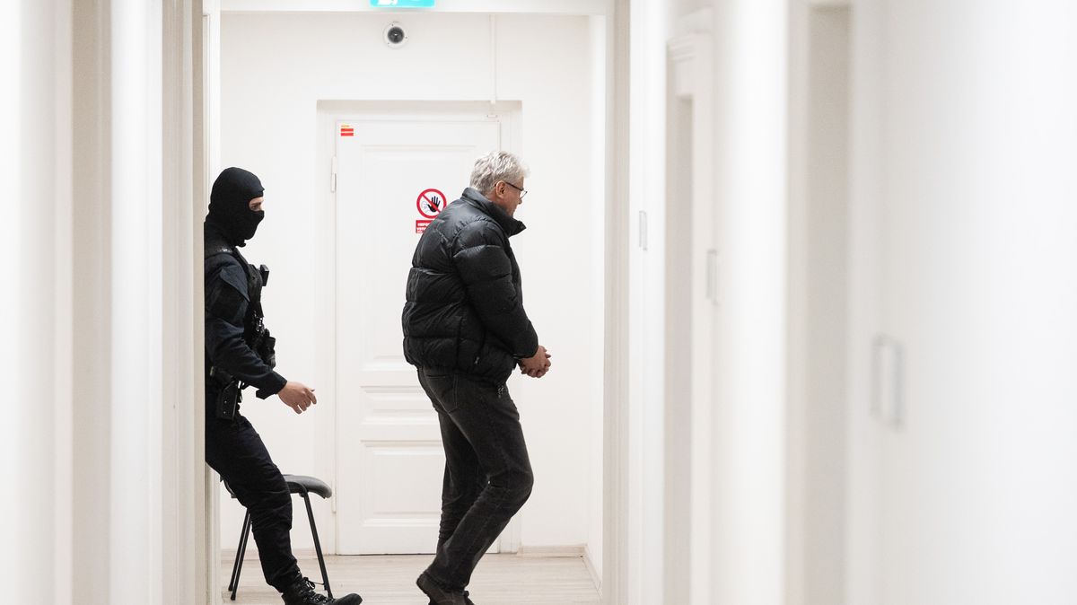 Posun v kauze Motol: první obviněný spolupracuje s vyšetřovateli