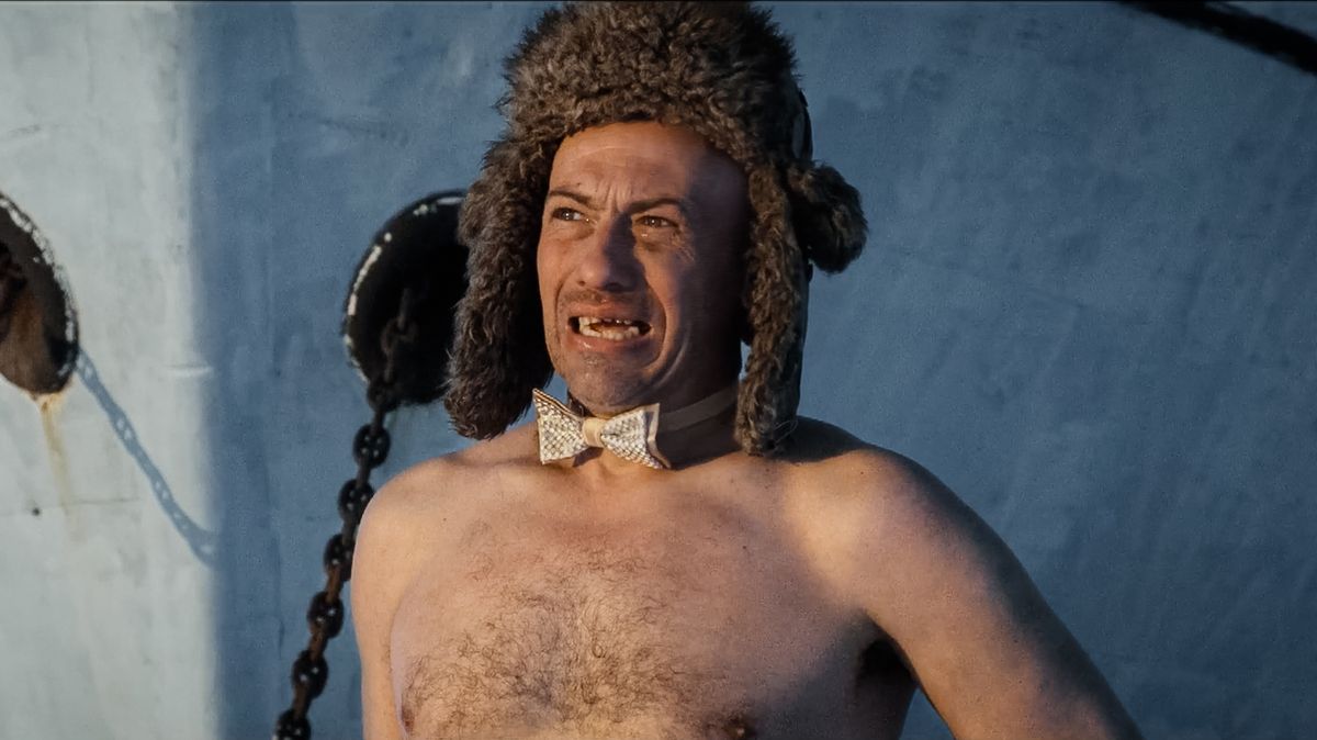 Sibiřský Wim Hof nadává na duhu. Dokument pátrá, proč Rusové věří Putinovi