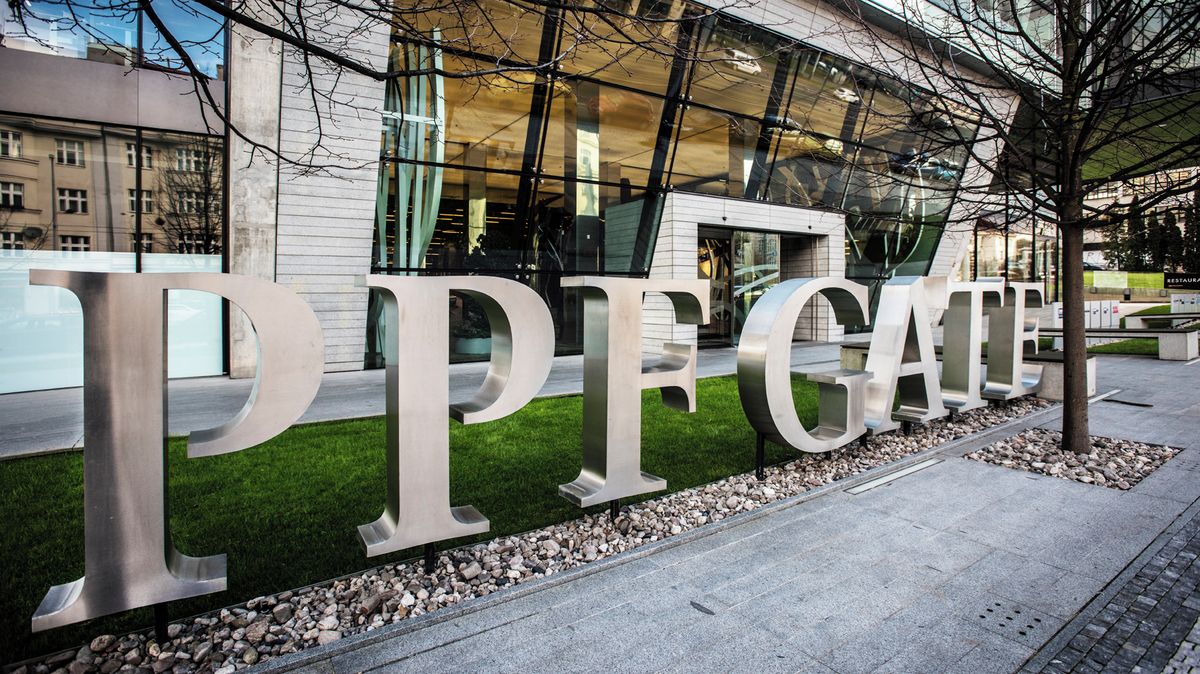 PPF’s Record 80 Billion Earnings, Czech Republic Move Considered