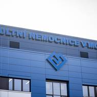 Policie zadržela a obvinila i náměstka ředitele motolské nemocnice Pavla Budinského.