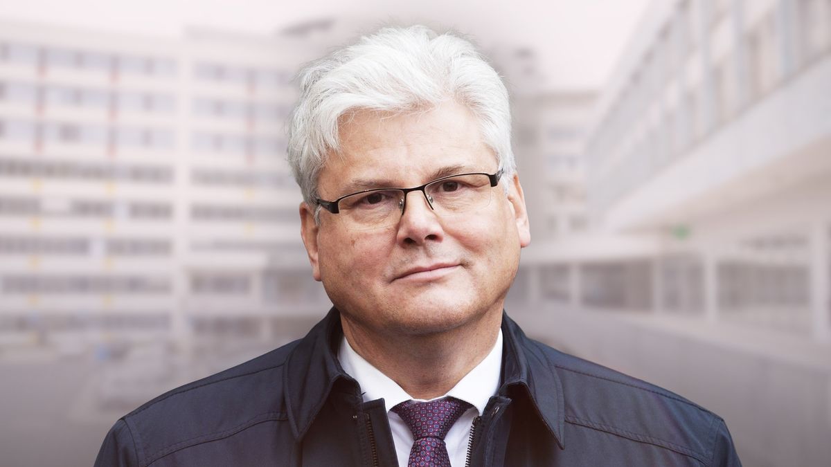 Firma dávala úplatek pět milionů. Ludvík trval na deseti, píše policie