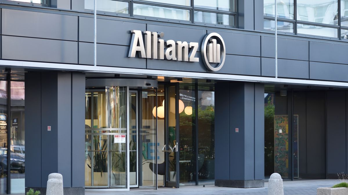 ČNB uložila Allianz pojišťovně pokutu 3,5 milionu za klamavé jednání