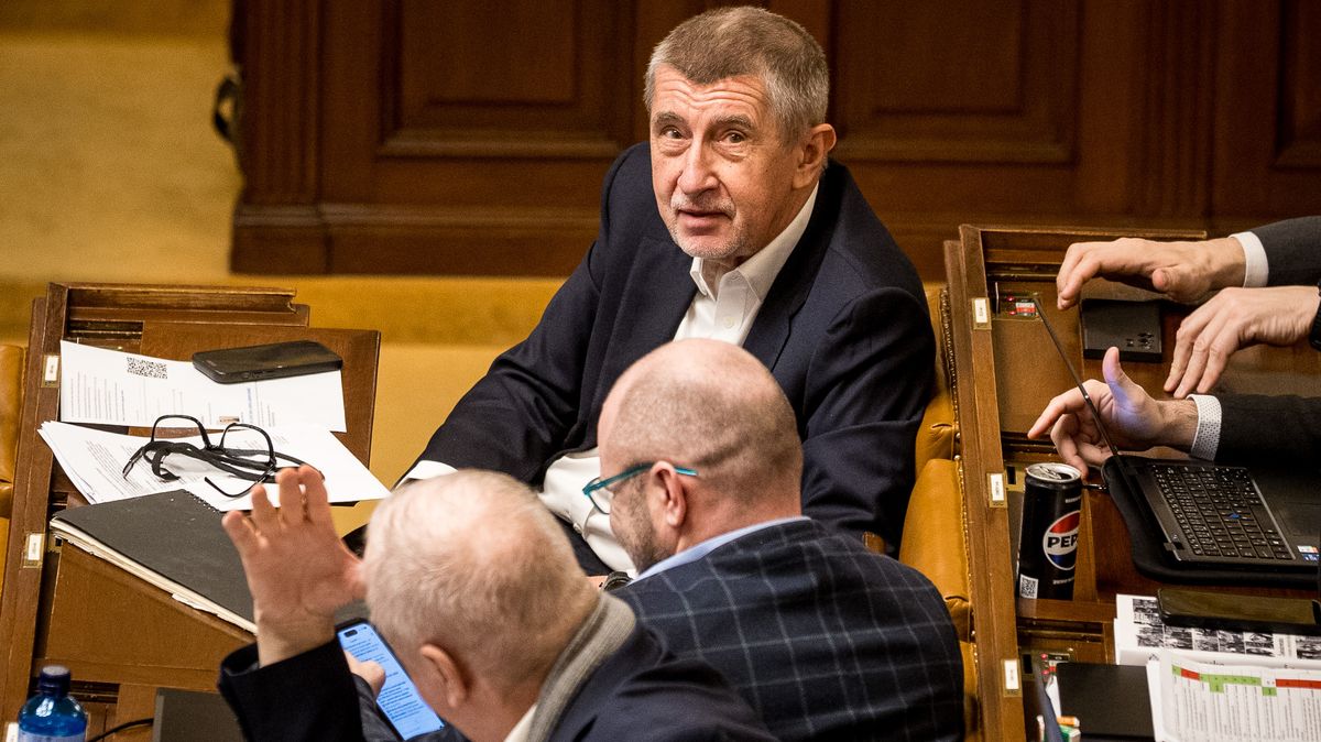 Předvolební průzkum: ANO v březnu oslabilo, koalice Spolu naopak posílila