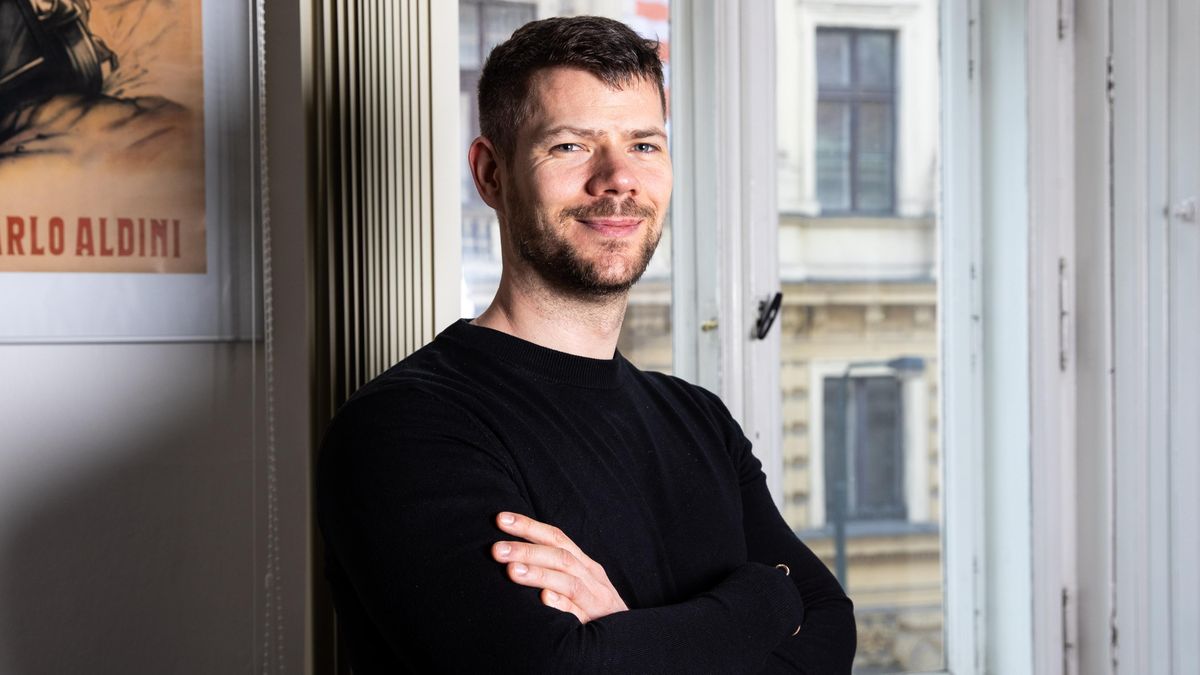 Lidé si objednají tři kusy oblečení a dva vrátí. Na e-shopech běžná praxe