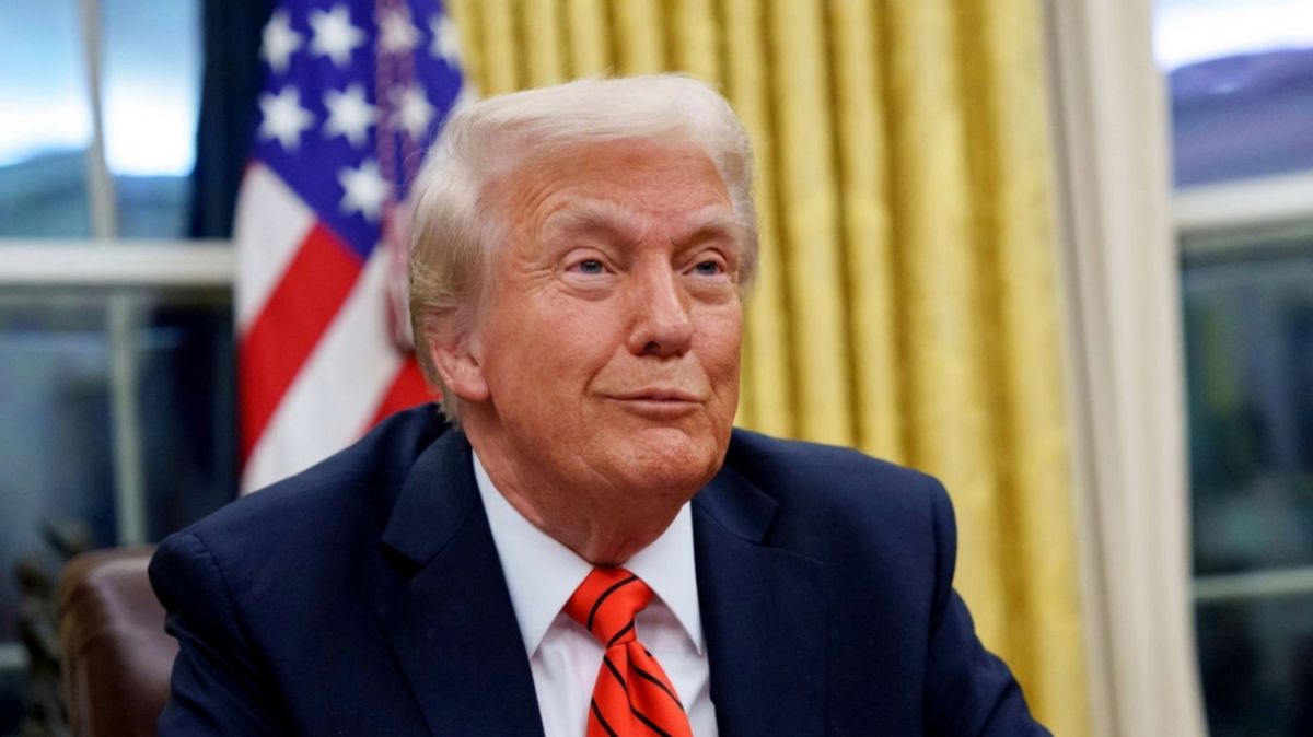 „Naše země krvácí a USA rabují.“ Ukrajinci cítili naději, Trump je zklamal