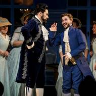 Luigi De Donato v roli hraběte Almavivy a Tadeáš Hoza jako Figaro.