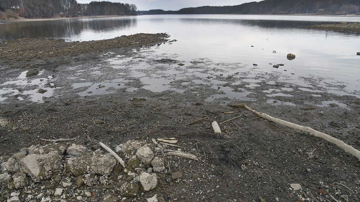 Hydroprognostik: Sucho nyní postihuje téměř celou ČR, zapršet by mělo co nejdřív