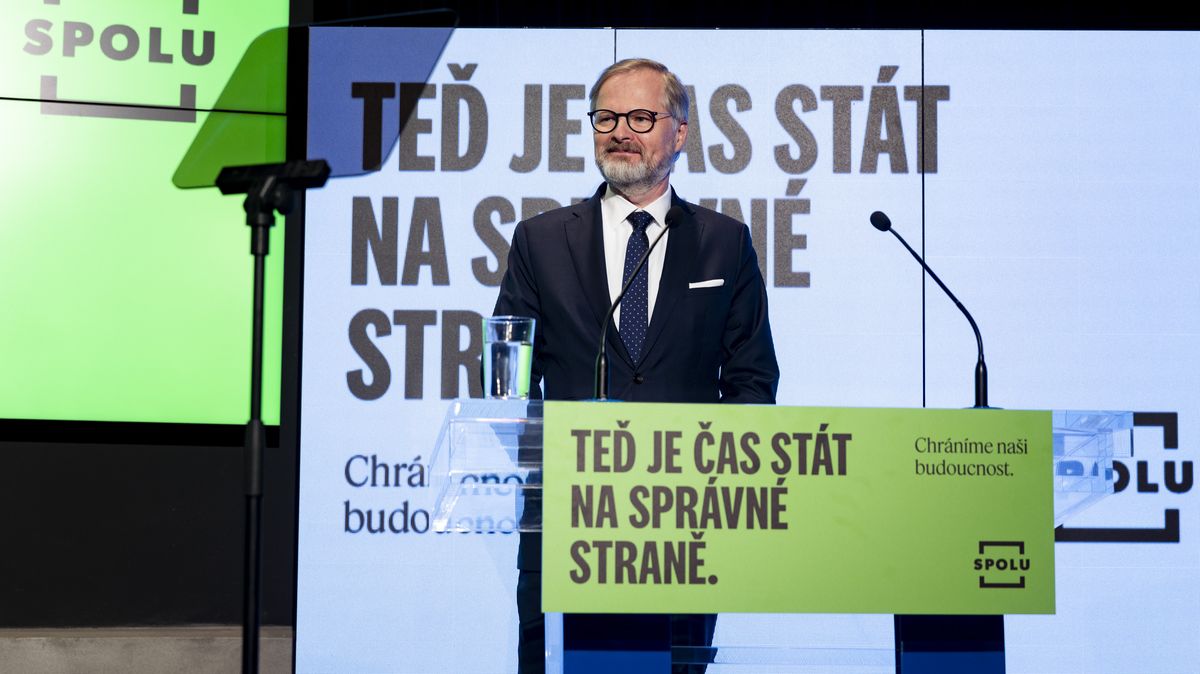 Fiala vyráží na turné. Kuba a Grolich ani jako předkapela