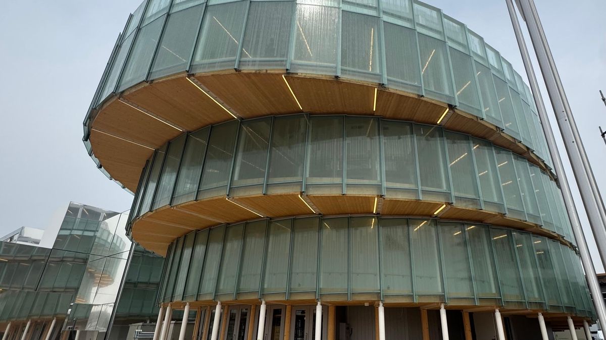 Český pavilon v Ósace nemá kdo rozebrat, stát po letech zvolil jiný postup