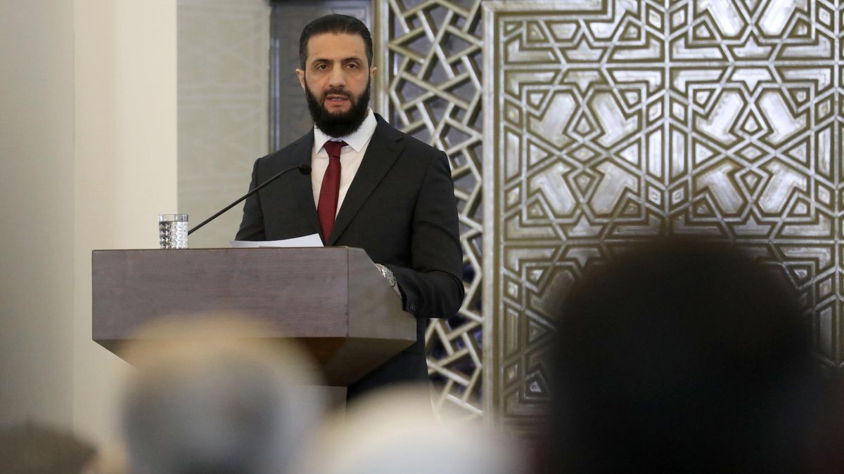Nový syrský vůdce Ahmad Šara navštíví příští týden Evropu, píše Reuters