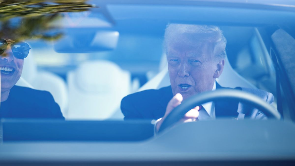 Czech Politicians React to Trump’s Car Tariffs