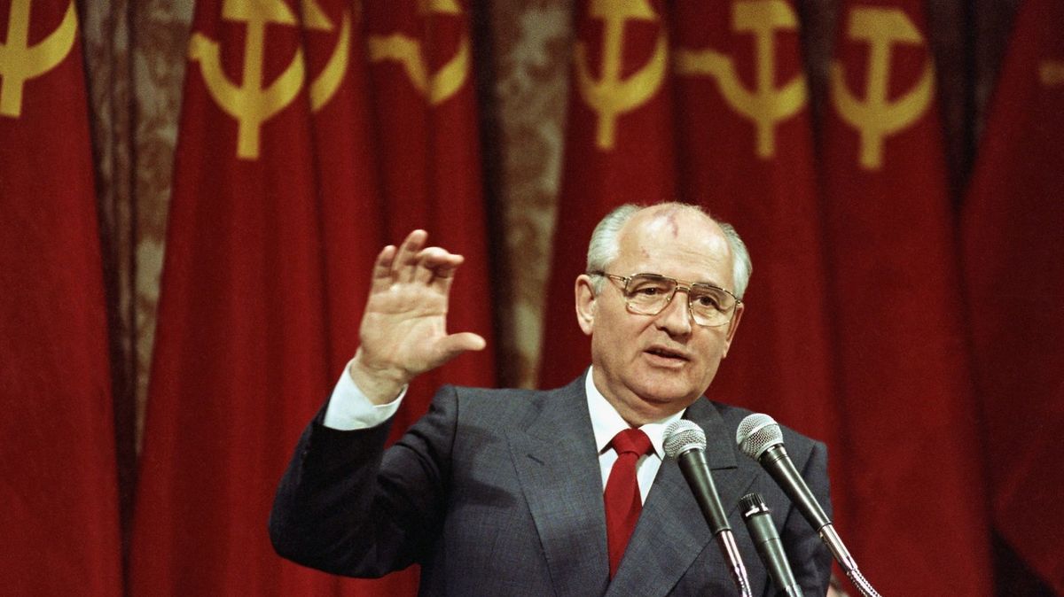 Co zbylo po Gorbačovovi? Putinova „náprava omylů“ je v poslední fázi