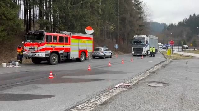 Video: Kontroly na hranicích. Na Slovensko se musely vrátit dvě dodávky