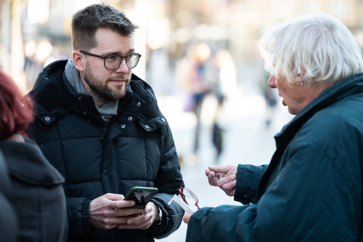 Piráti vyrazili mezi lidi, od března do dubna mají naplánovaných přes 60 setkání.