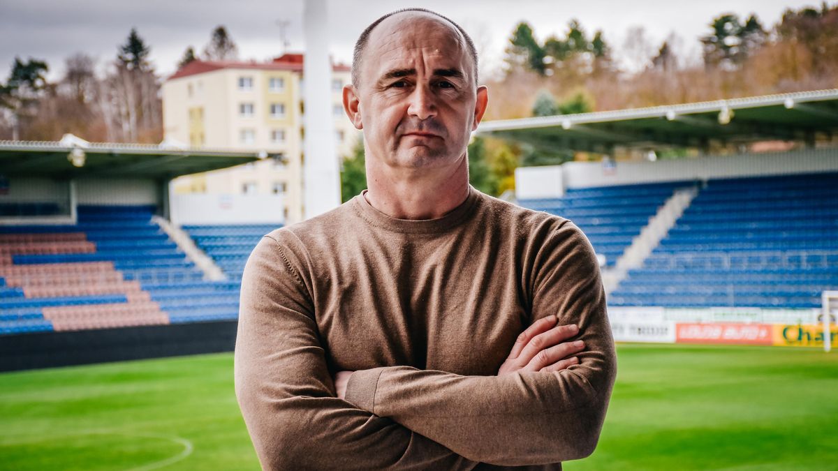 Šéf Slovácka: Předběhli jsme vývoj, teď nás to dobíhá. Výplaty chodit musí