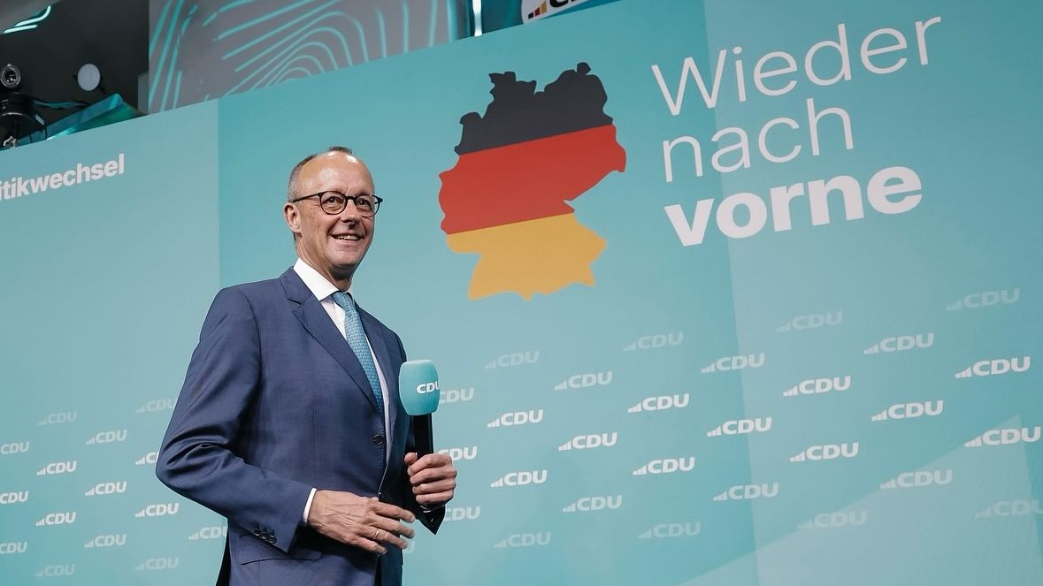 Předsedové stran budoucí německé vlády podepsali koaliční smlouvu