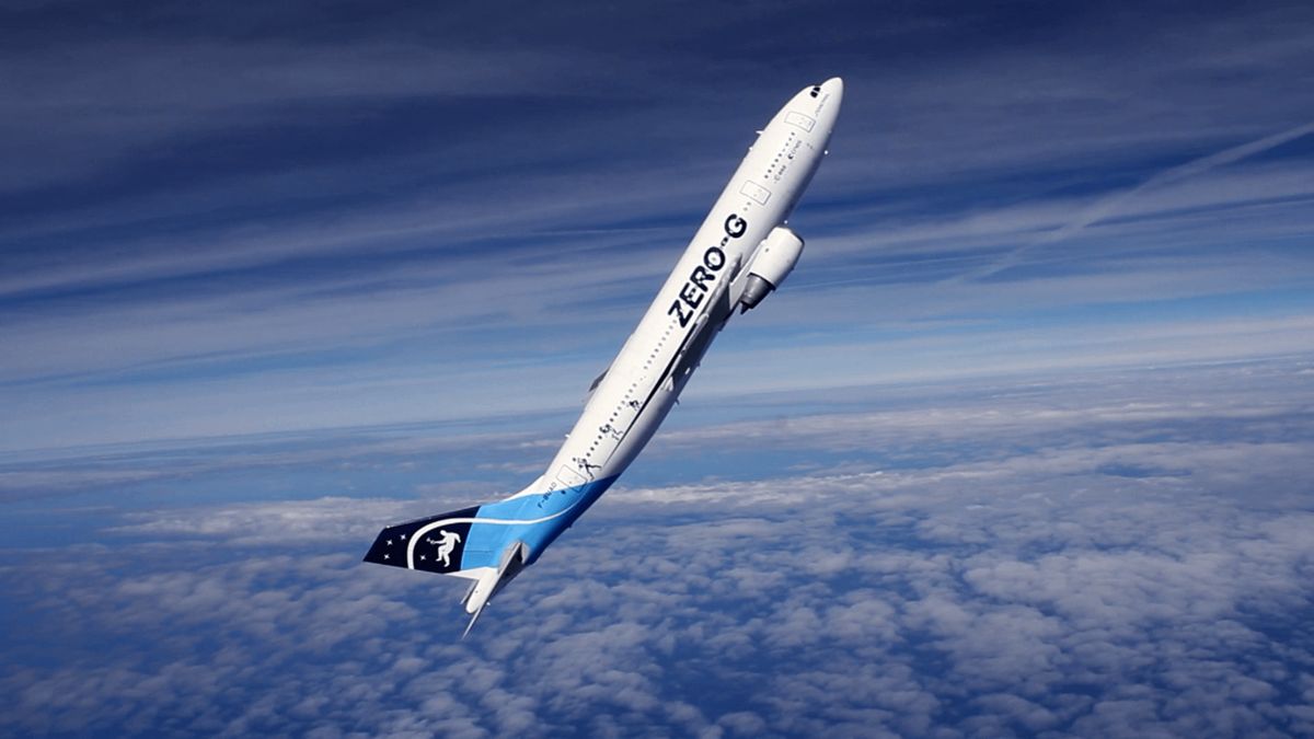„Dcera chce být pilotka.“ Mladí kadeti si zkusili Měsíc, Mars i beztíž