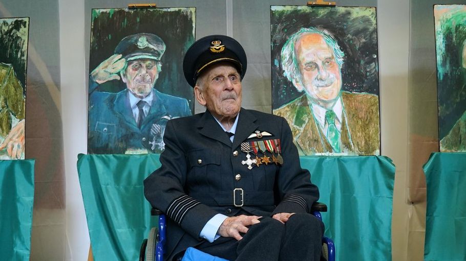 Zemřel John „Paddy“ Hemingway, poslední pilot z bitvy o Británii
