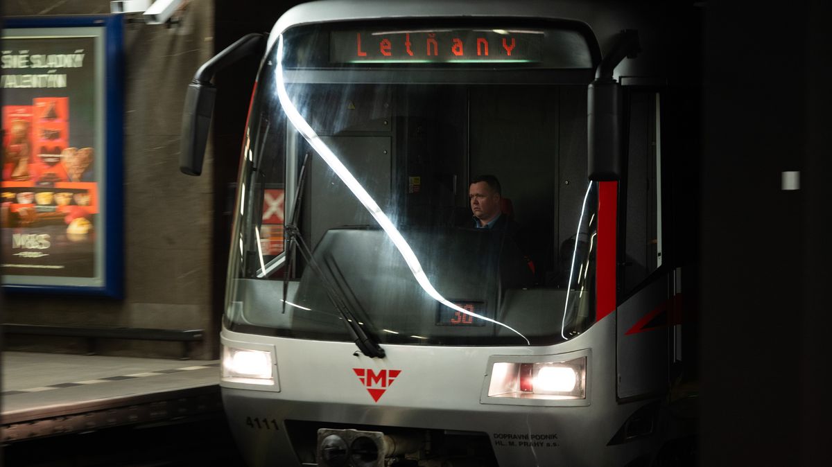 Cestující mohou ode dneška znovu využívat stanici metra Pankrác