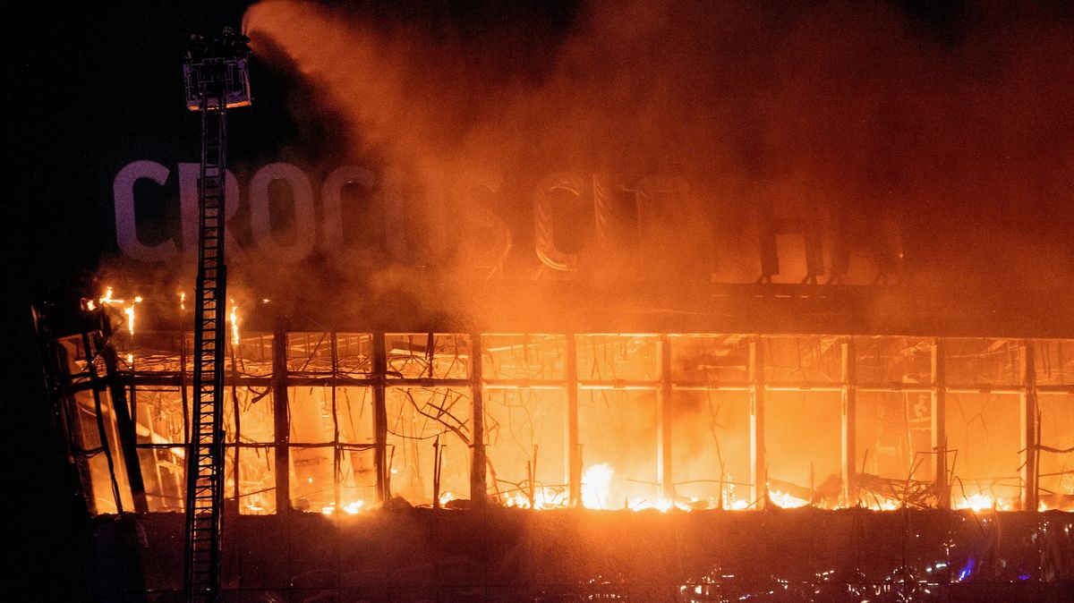 Rok od teroristického útoku v Moskvě: Ruské selhání říká o režimu mnohé