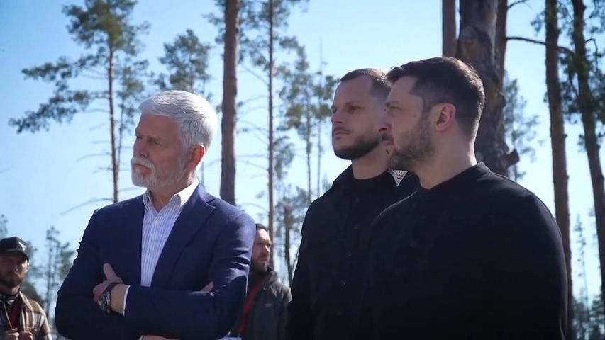 Záruky pro Ukrajinu jsou naše kolektivní zodpovědnost, řekl Pavel v Kyjevě