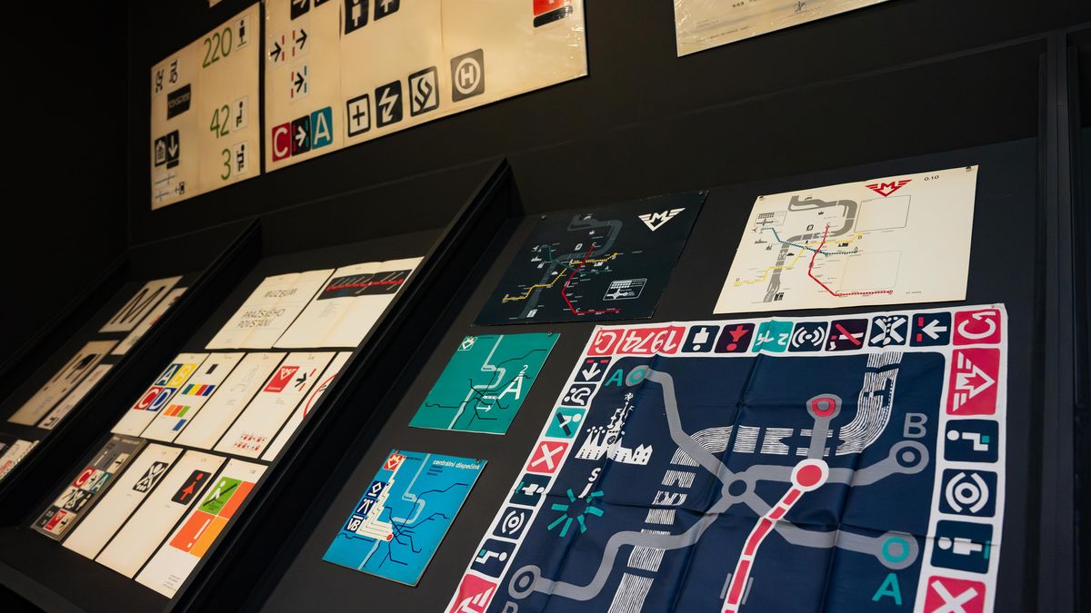 Navrhl vizuál metra i logo Sparty. Designér Rathouský předběhl dobu i svět