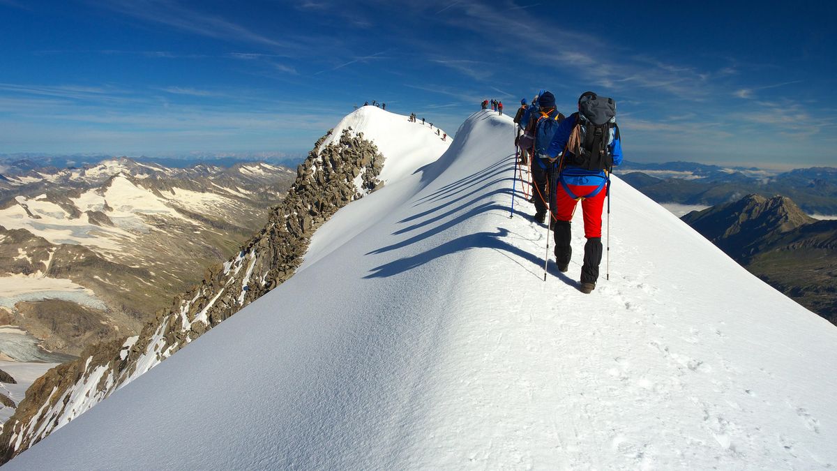 České turisty zachraňoval na rakouském Grossvenedigeru vrtulník