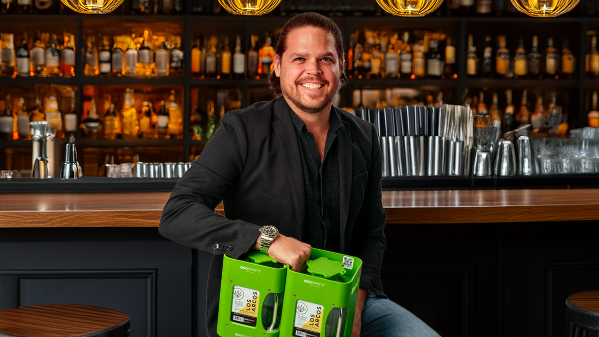 Bartender from Miami Transforms Czech Shots