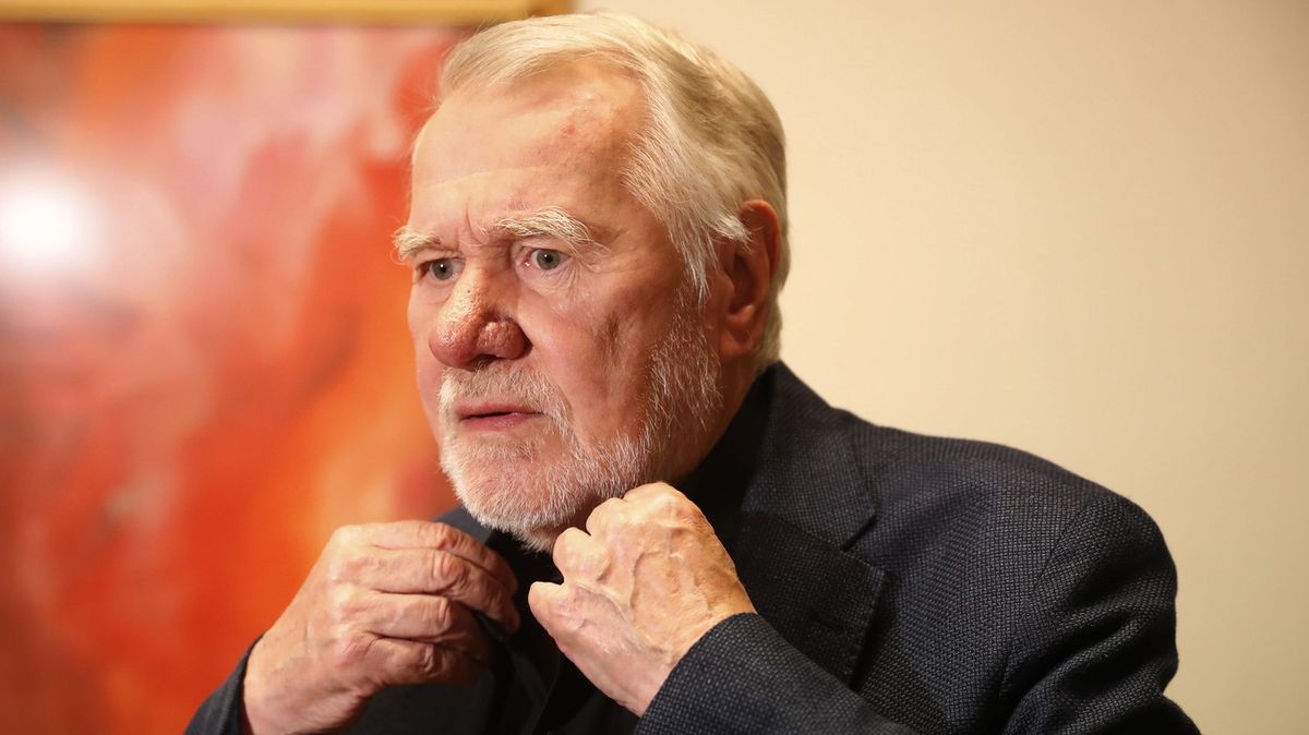 Jaromír Štětina byl politik, ale také průkopník české válečné novinařiny