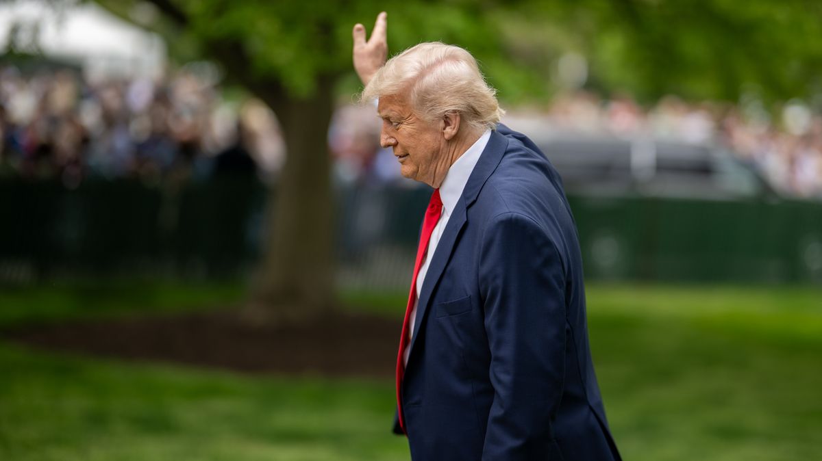 Zelenskyj svými výroky o Krymu škodí mírovým rozhovorům s Ruskem, tvrdí Trump