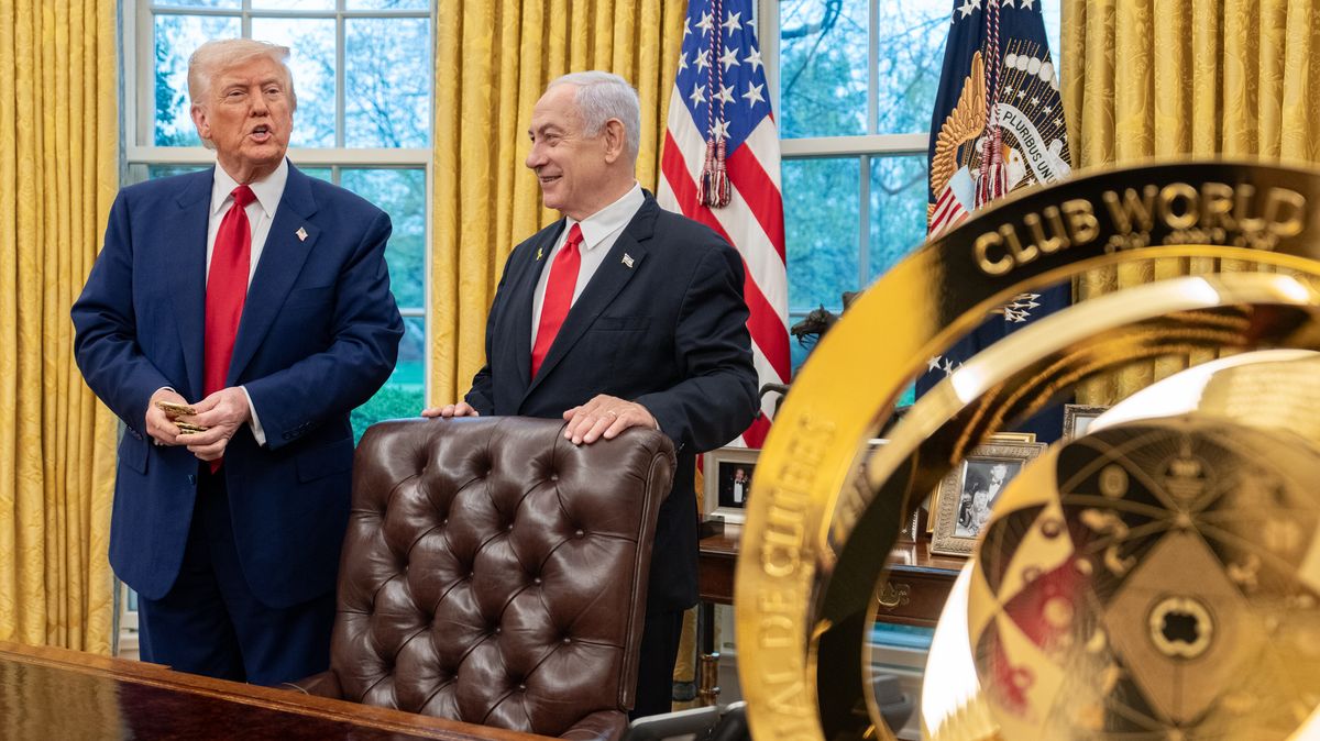 Izrael zvažuje útok na íránská jaderná zařízení. Trumpovi navzdory
