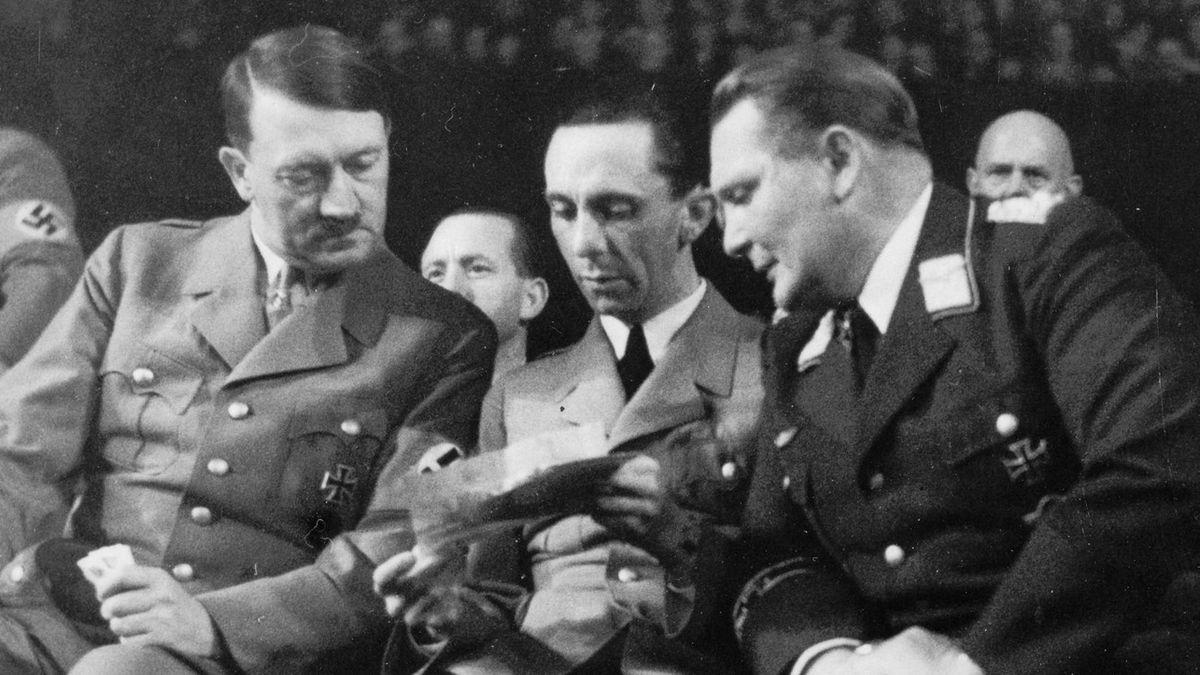 Všichni Hitlerovi muži: 10 nejznámějších nacistů, kteří pomohli Vůdci se zrůdnostmi