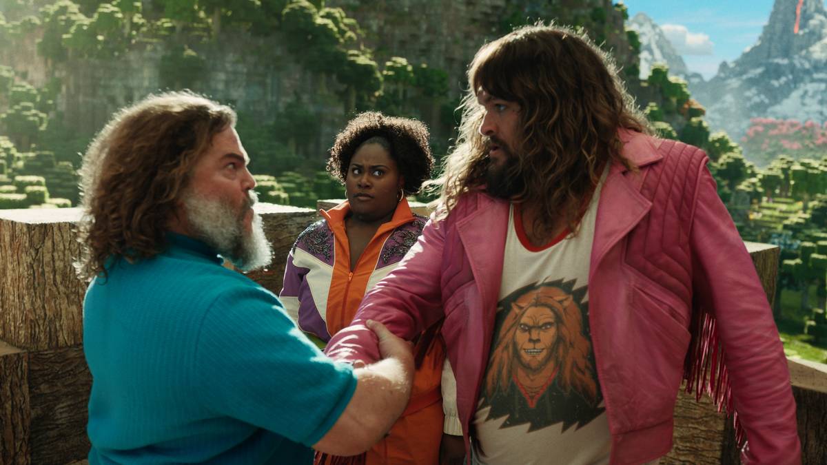 Jack Black coby Steve, Danielle Brooks v roli Dawn a Jason Momoa jako Garrett přezdívaný Popelář.