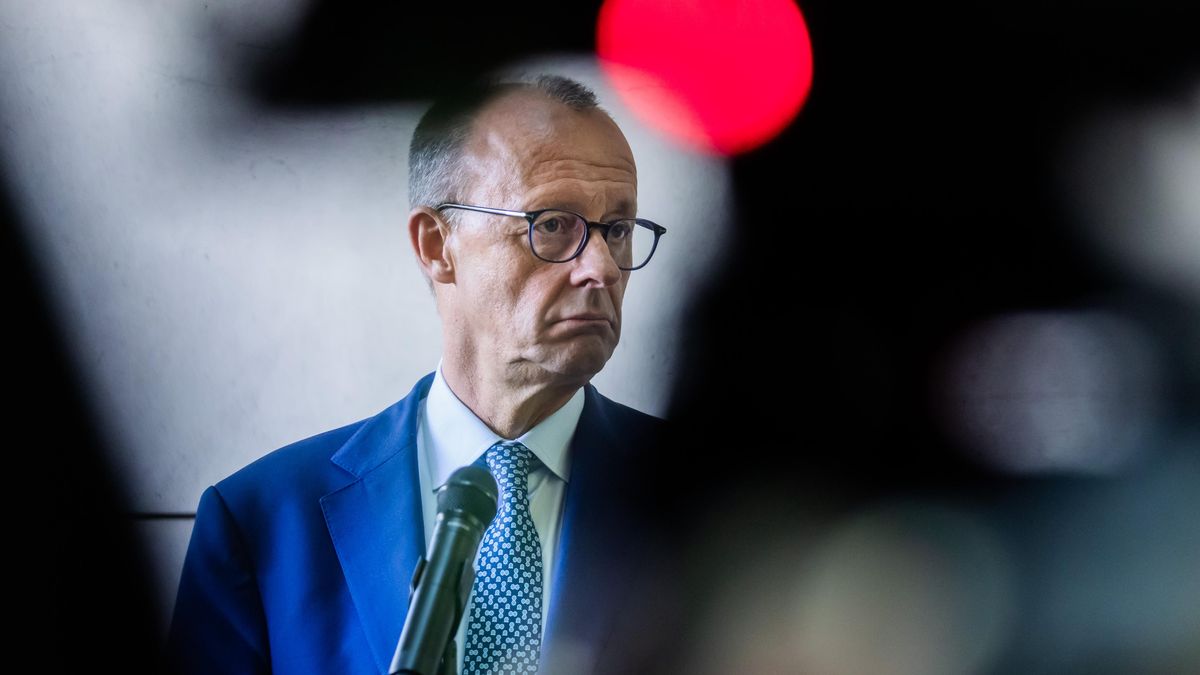 Na CDU/CSU se dotáhli populisté. Merz se mění v německého Fialu