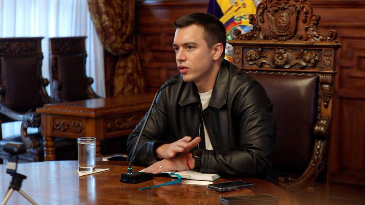 Prezidentem Ekvádoru byl znovu zvolen konzervativec Noboa