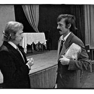 Václav Havel s režisérem Andrejem Krobem na podzim 1975.