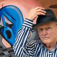 Politicky motivovaným vyloučením za komunismu z pražské Akademie výtvarných umění začal příběh dnes mezinárodně uznávaného postmoderního malíře Milana Kunce.