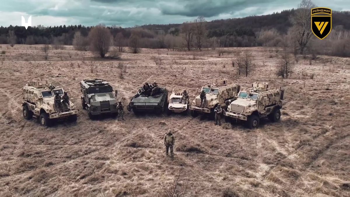 Video: Na Ukrajině se objevuje nové lehké útočné vozidlo z USA