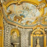 Umělá jeskyně, takzvaná grotta.