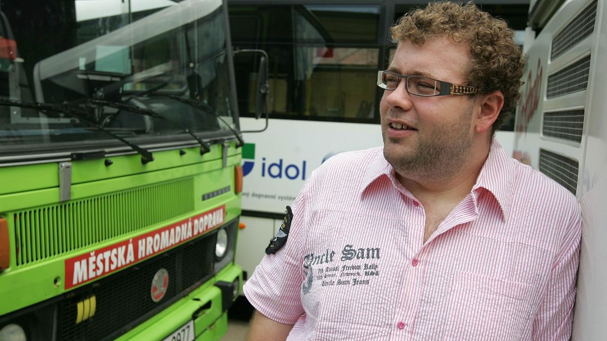 Výhrůžky s brokovnicí, krácení daní. Podnikatel Vařil dostal podmínku