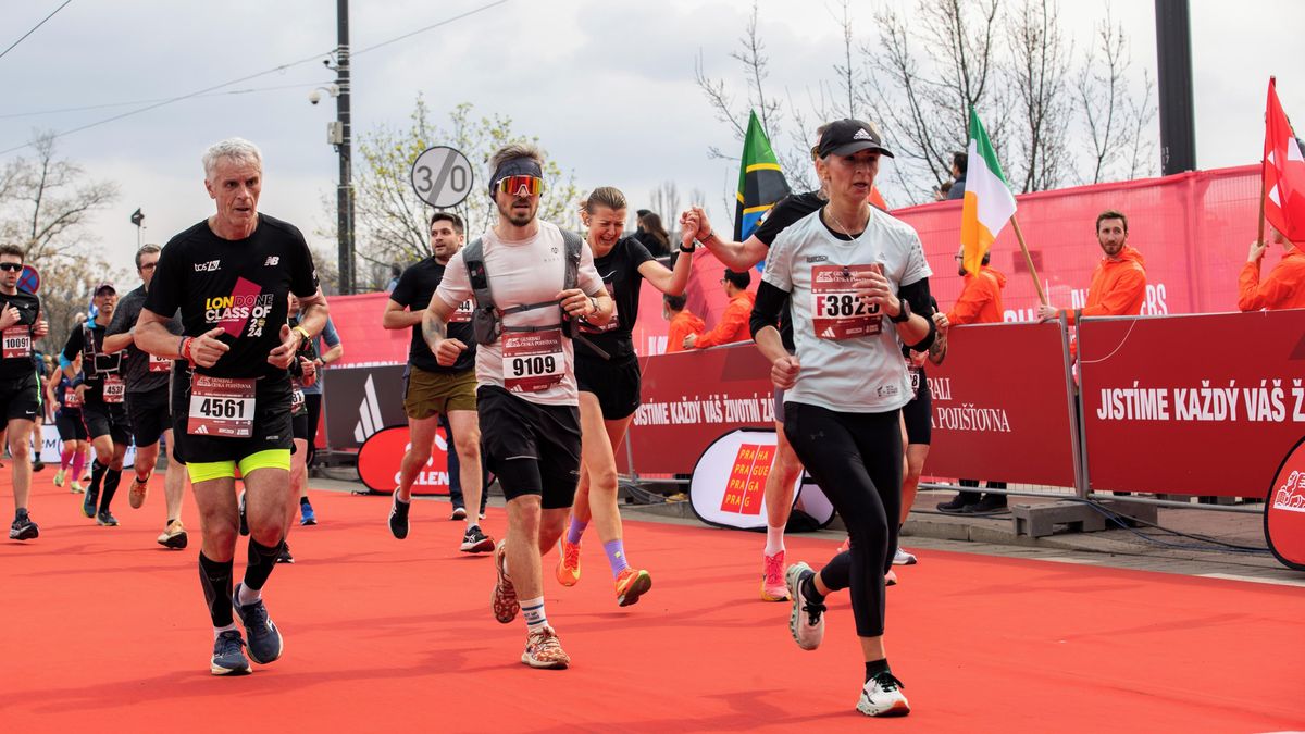 Půlmaraton uzavře ulice v centru Prahy, omezí dopravu hlavně kolem Vltavy